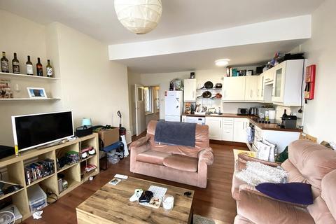 2 bedroom flat to rent, Outram Road, Southsea