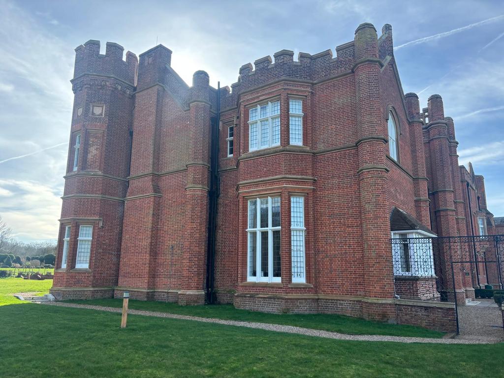 Danbury Palace