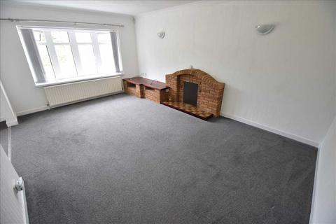 3 bedroom bungalow to rent, Farnham Way, Carleton