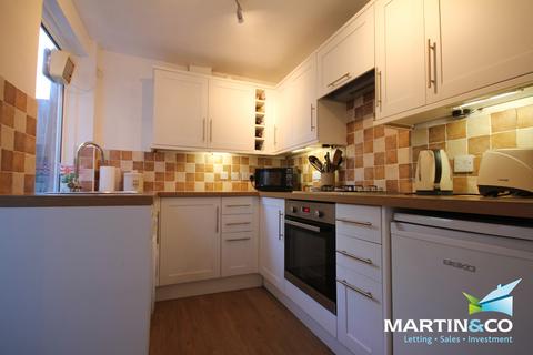 2 bedroom terraced house to rent - Woodleigh Avenue, Harborne, B17