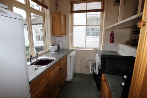 House share to rent - 2 Rooms inclusive of bills - The Tything