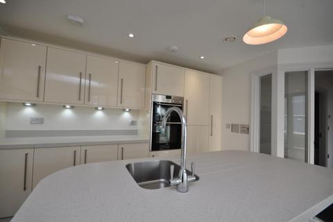 2 bedroom apartment to rent, St Peters Lane, Canterbury, CT1