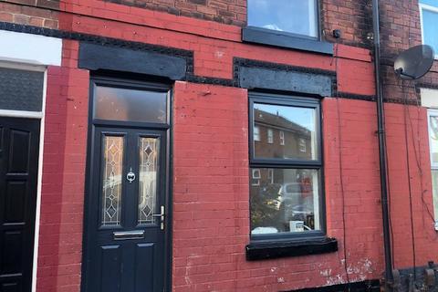 2 bedroom terraced house to rent, Fairclough Avenue, Warrington, Cheshire, WA1