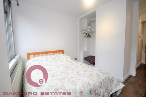 Studio to rent, Grafton Way, Bloomsbury, London WC1E