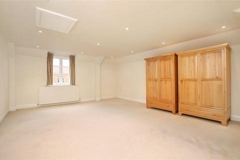 3 bedroom terraced house to rent, Albion Place, Winchester, Hampshire, SO23