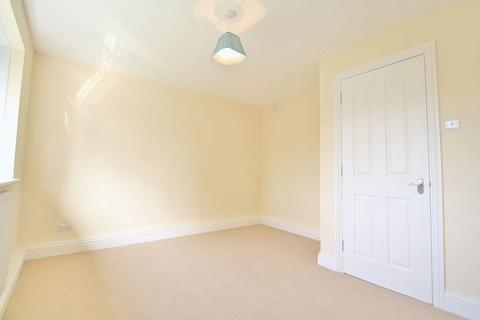 9 Garrick Crescent, Croydon, CR0 5PW