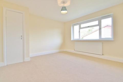 9 Garrick Crescent, Croydon, CR0 5PW