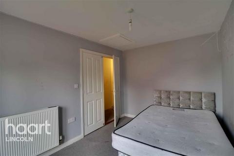 1 bedroom in a house share to rent, Garood Close