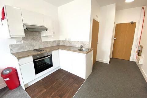 Studio to rent, Lake Road, Portsmouth