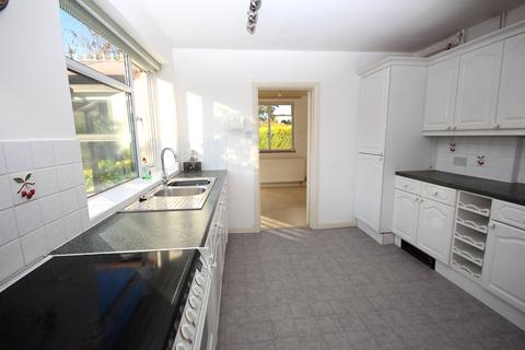 3 bedroom detached house to rent, The Street, Warninglid RH17