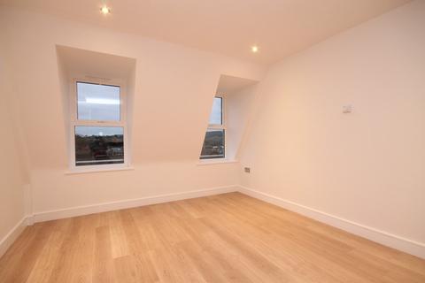 2 bedroom apartment to rent, SOUTH STREET, DORKING, RH4