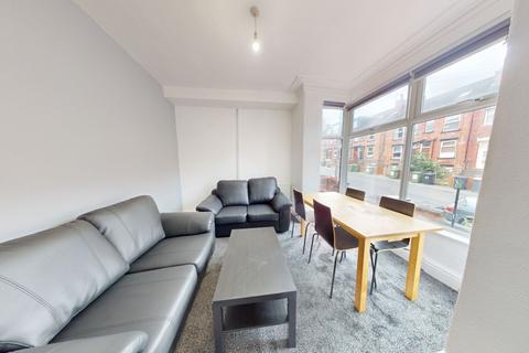 Wrangthorn Avenue, Hyde Park Leeds LS6 1HE