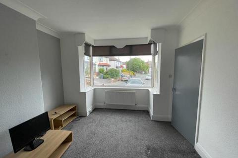 undefined, Trenic Drive, Hyde Park, Leeds LS6 3DJ