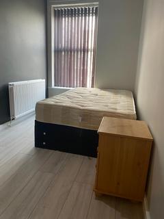 3 bedroom flat to rent - Blackpool Road, Preston PR2