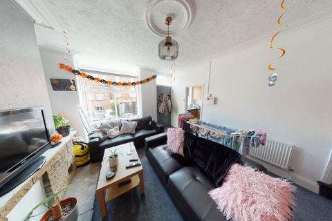 undefined, Royal Park Terrace, Hyde Park, Leeds LS6 1EX