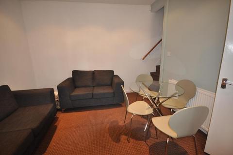 Harold Avenue, Hyde Park, Leeds LS6 1PT