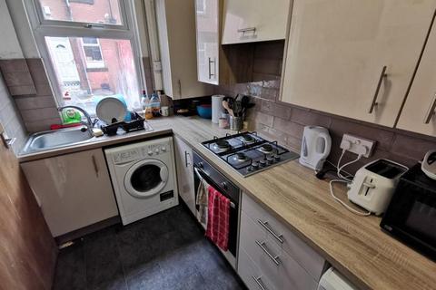 undefined, William Street, Hyde Park, Leeds LS6 1JG