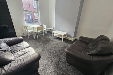Meadow View, Hyde Park, Leeds LS6 1JQ