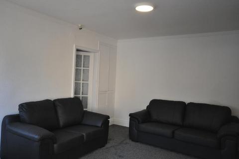 2 bedroom terraced house to rent, Woodside Place, Burley, Leeds LS4 2QU