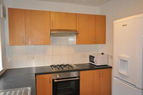 2 bedroom terraced house to rent, Woodside Place, Burley, Leeds LS4 2QU