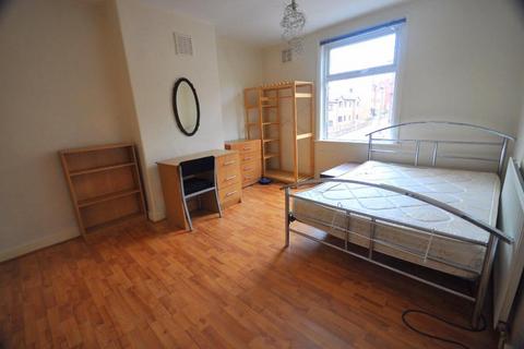 undefined, Harold Mount, Hyde Park, Leeds LS6 1PW