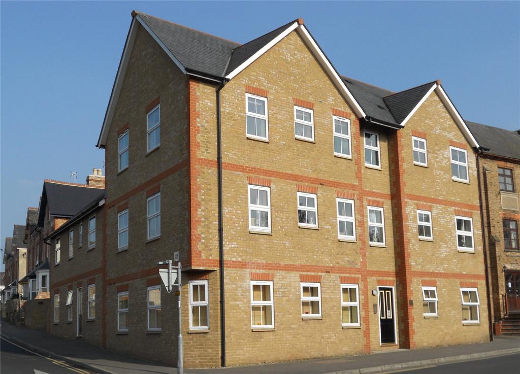 Trinity Gate, Queen Street, Taunton, Somerset, TA1 2 bed apartment £725 pcm (£167 pw)