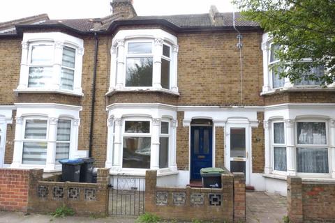 2 bedroom terraced house to rent - Sutherland Road, London