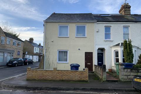 5 bedroom semi-detached house to rent, Hertford Street, Oxford