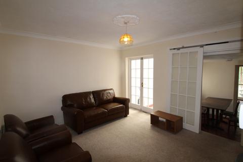 4 bedroom terraced house to rent - Marlborough Road, Oxford