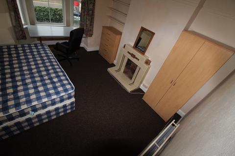 5 bedroom semi-detached house to rent, Bartlemas Road, Oxford