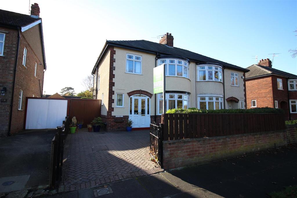 Staindrop Road, Darlington 3 bed semidetached house £220,000