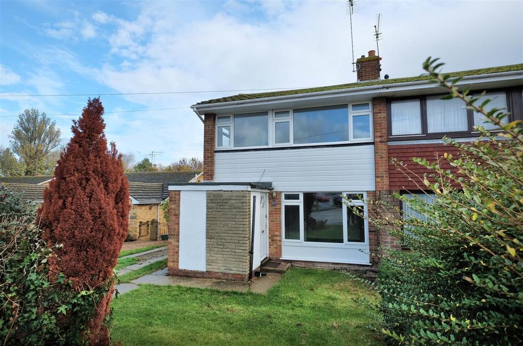 Highgate Road, Whitstable 3 bed end of terrace house £249,995