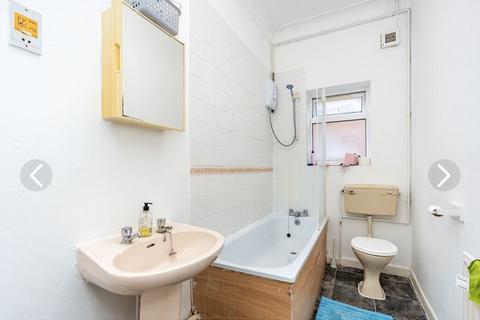 2 bedroom flat to rent, Student Property - Portswood Road