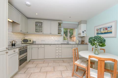 3 bedroom terraced house for sale, Warwick Road, Stratford-upon-Avon, CV37