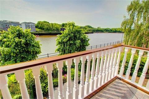 undefined, The Ropery, St Peter's Basin, Newcastle Upon Tyne, Tyne and Wear, NE6