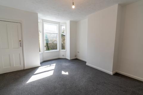 4 bedroom terraced house to rent, Rochester Avenue, Rochester, Kent, ME1