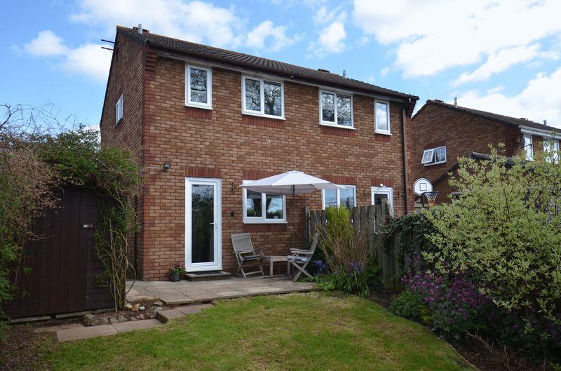 Woodmere Way, Kingsteignton 2 bed semidetached house £695 pcm (£160 pw)