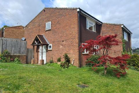 3 bedroom semi-detached house to rent, South Hill, Godalming