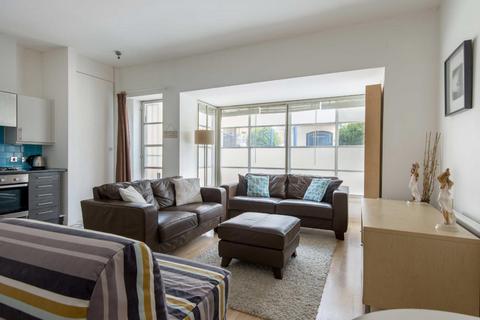 1 bedroom apartment for sale, The Watergarden, E14