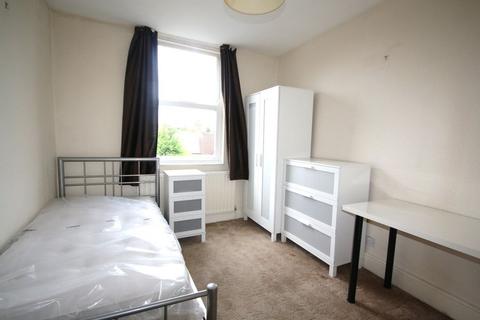5 bedroom terraced house to rent - Kirby Road, West End, Leicester LE3