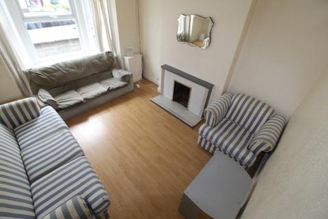 4 bedroom terraced house to rent, Denmark Street, Oxford