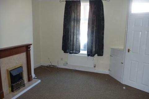 2 bedroom terraced house to rent, Newchurch Street, Castleton OL11