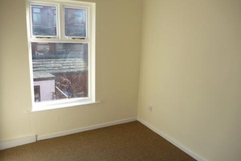 2 bedroom terraced house to rent, Newchurch Street, Castleton OL11