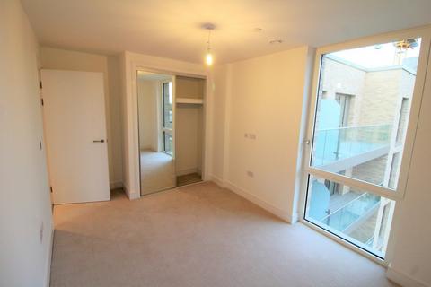 undefined, Garnet Place, High Street