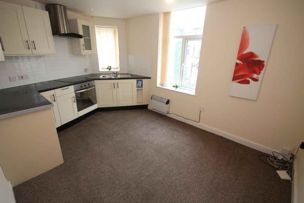 Major Street, Todmorden 1 bed flat £349 pcm (£81 pw)