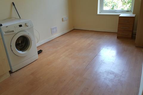 1 bedroom property to rent, Poplar Avenue, Birmingham