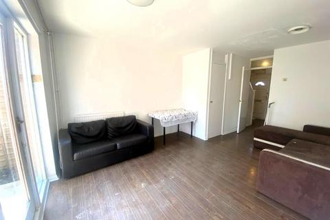 undefined, Kilross Road, Bedfont