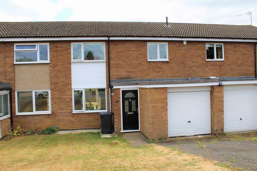 Chiltern Way, Duston, Northampton NN5 6AR 3 bed terraced house £225,000