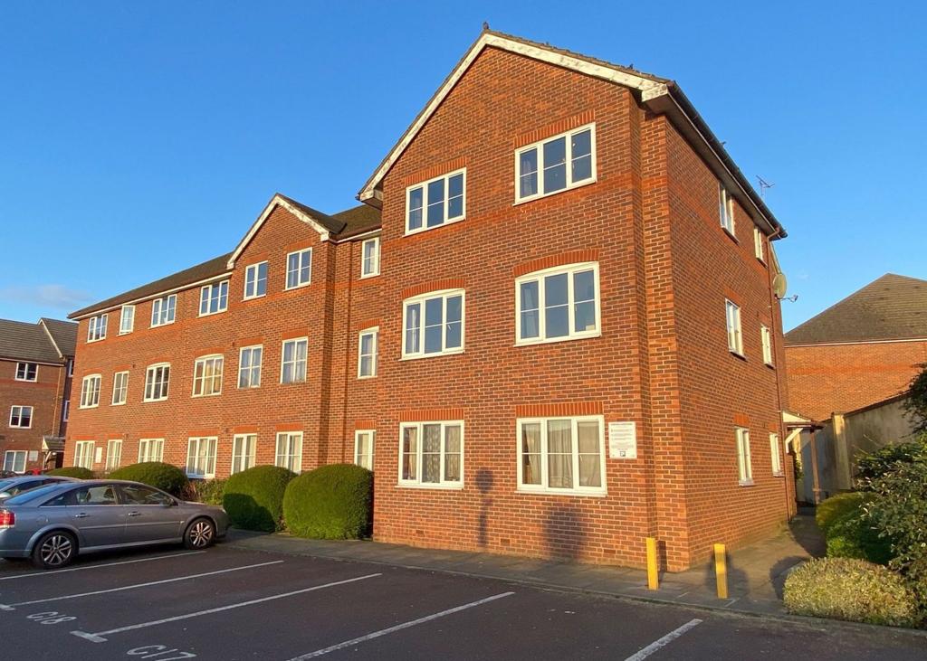 Chalfont Court, Upper Priory Street, Semilong, Northampton NN1 2TW 2