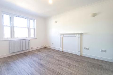 2 bedroom apartment to rent, Norwich Road, Bournemouth